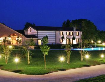 Agritourisme Corte Oliani - Villa Bartolomea