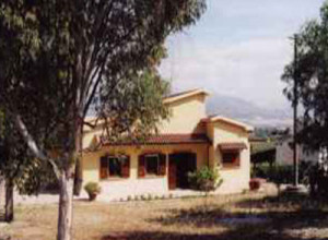 Esaro