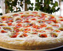 Focaccia ai pomodorini