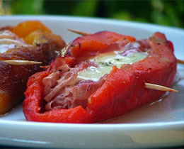 Barchette di peperone, cotto e sottiletta