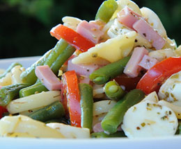 Pasta fredda cotto, mozzarella e verdurine
