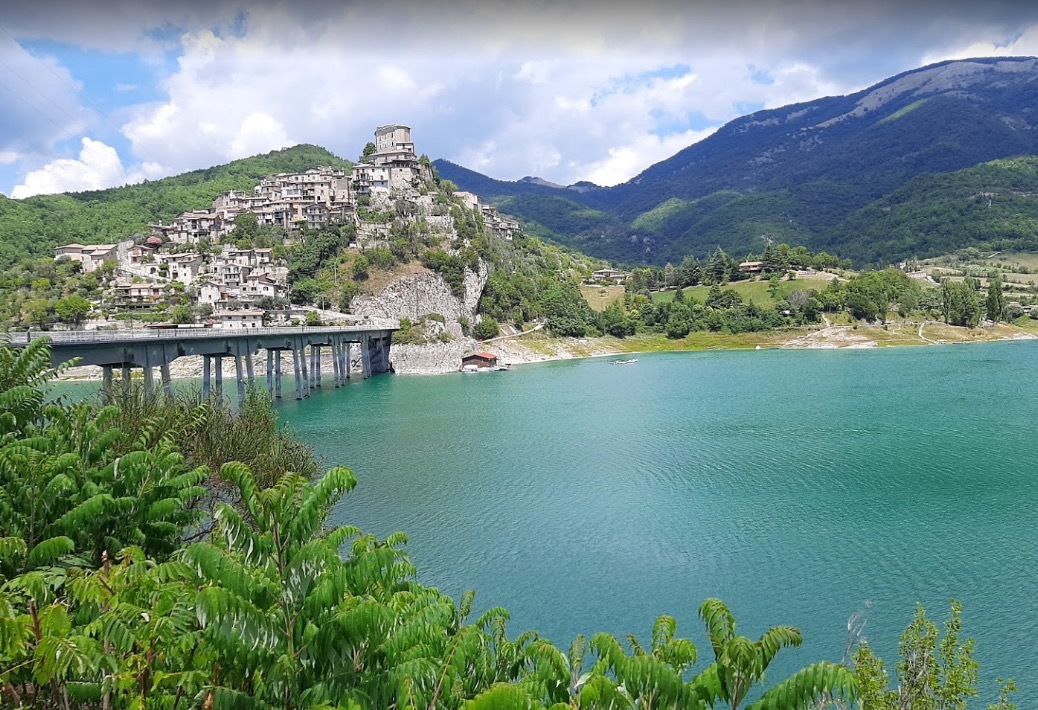 Castel di Tora, splendido borgo da scoprire