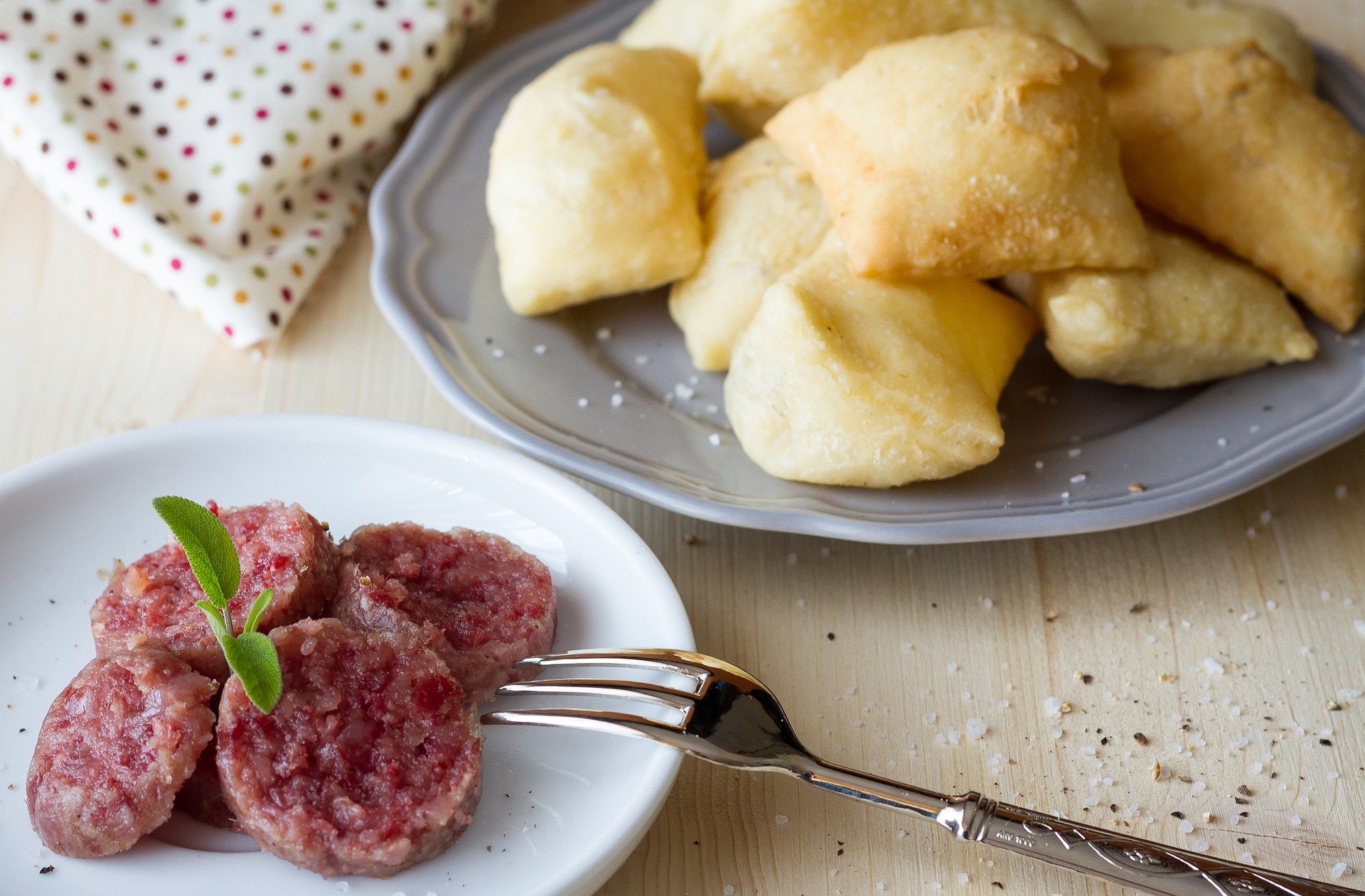 Come preparare un perfetto cotechino con le lenticchie