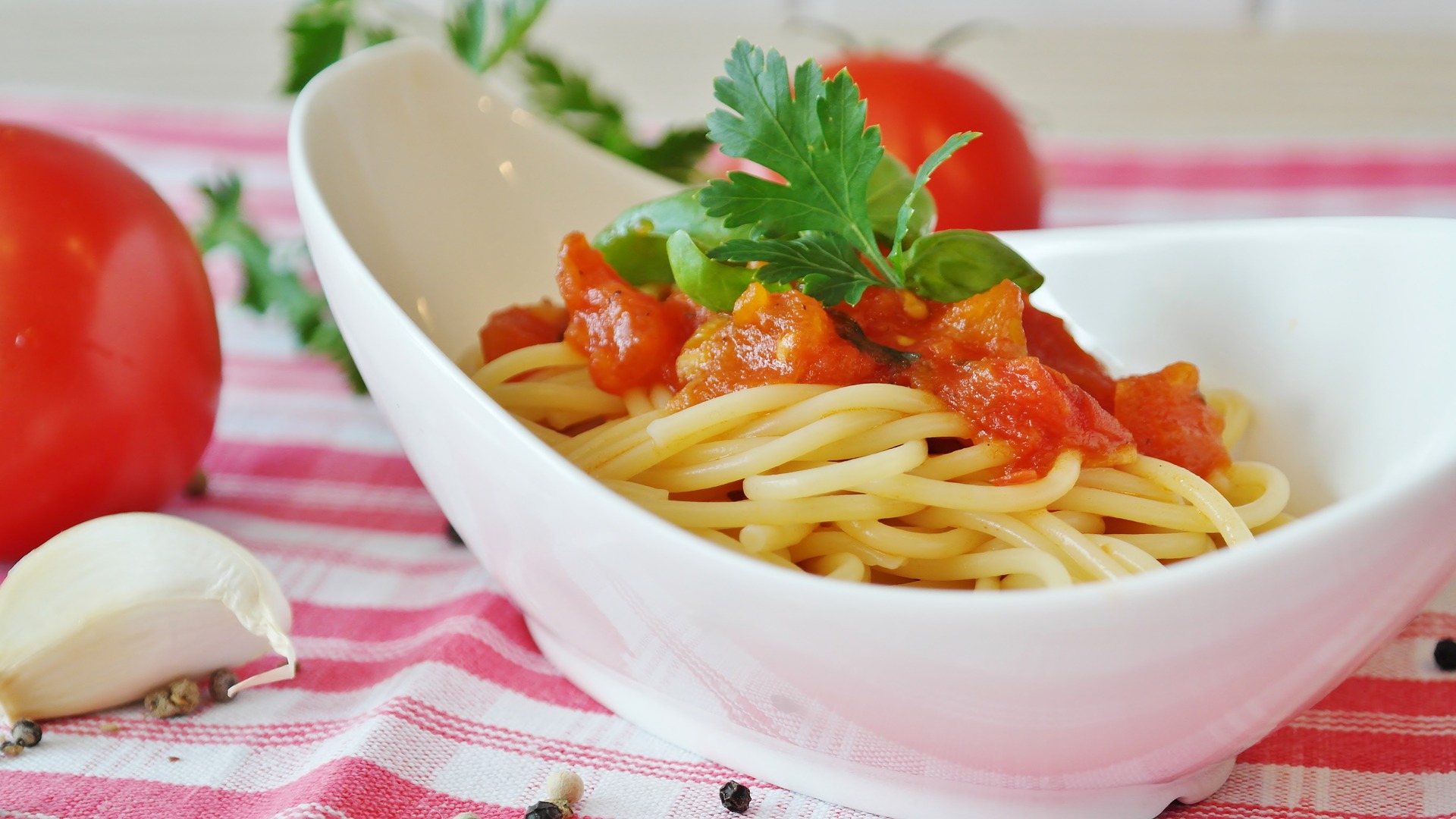 Spaghetti al pomodoro; che delizia!