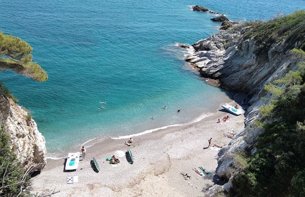 Alla Scoperta di Spotorno: Un Gioiello della Riviera Ligure