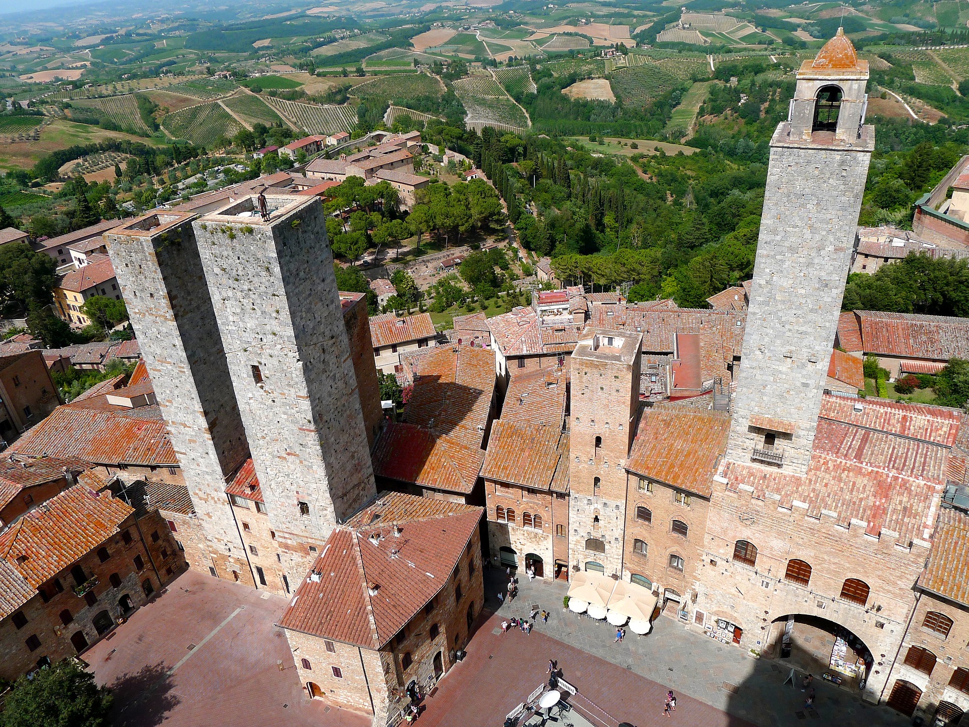 San Gimignano: Un Viaggio nel Cuore della Toscana