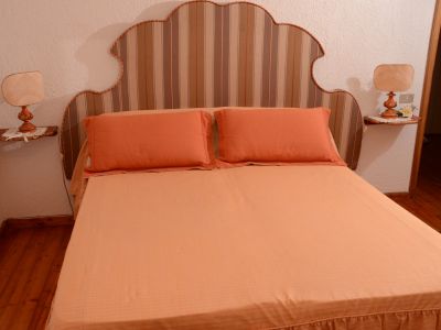 camera arancio