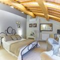 Suite 4 (1)