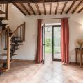 Villa Sarina su due livelli al Podere I Massoni (4)