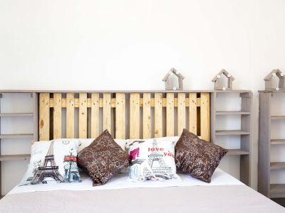 ZINGARELLE 4 POSTI LETTO