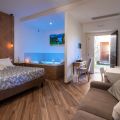 Suite con Jacuzzi (8)