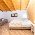 Family Room (6)