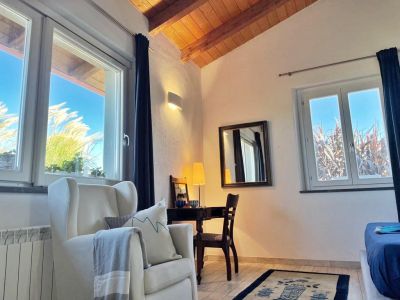 Isabela Farm House Suite 