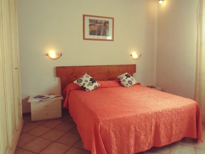 Fronte Piscina 1