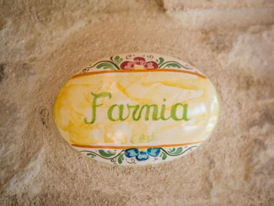 Farnia
