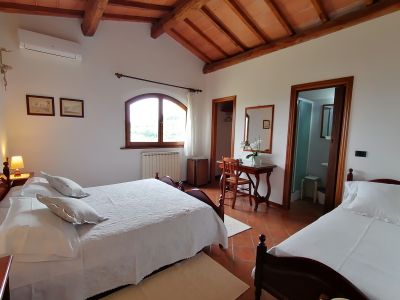 Camera 9