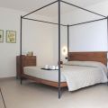 Family Room  (2)