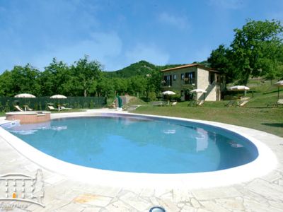 Casale Mulino - 12/20 persone fronte piscina, giardino privato e zona barbecue