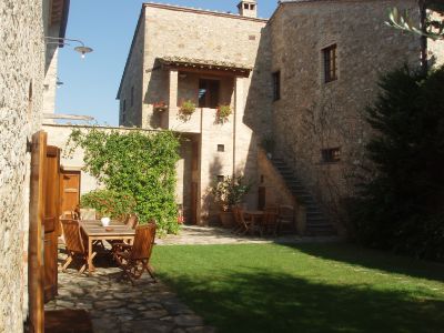 La Tinaia trilo 