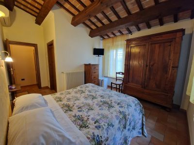 Camera noce x 2 persone con bagno 
