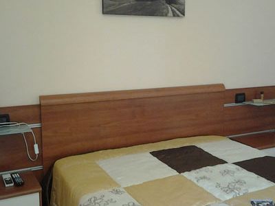 Camera Albicocca