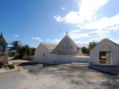 TRULLO NUNNACOLA