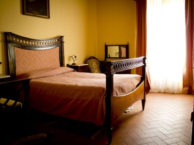 Camera 2 - suite d'epoca