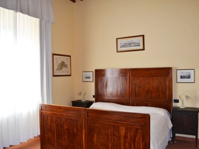 Camera 5