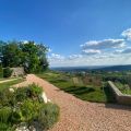 Camera matrimoniale con terrazza panoramica valle (6)