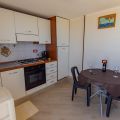 DUE CAMRE DOPPIE CON BAGNO CON TERAZZA VISTA MARE (3)
