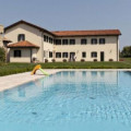 Di Là Dal Fiume