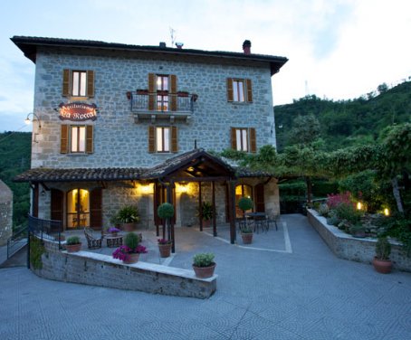 Farm-house La Rocca - Roccafluvione