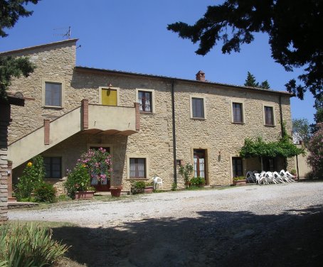 poggiamonti - Toscana