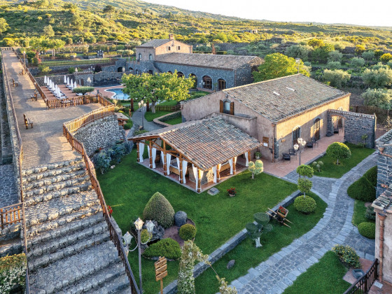 Etna quota mille foto esterno 4