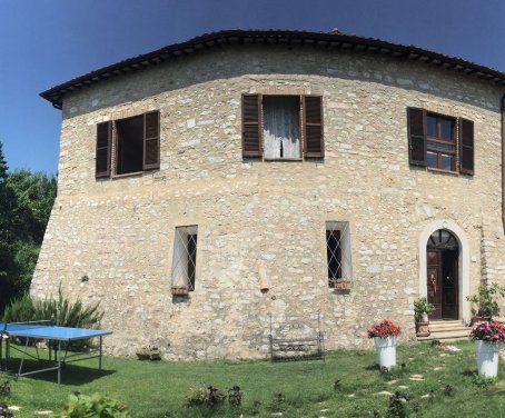 Ferienbauernhof Campagna In Compagnia - Vallo Di Nera