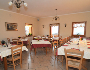 Restaurant 2