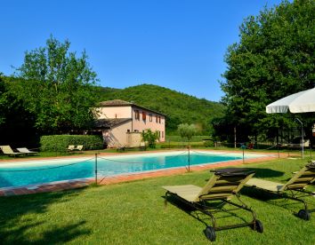 From October To May, Long Stays In Agriturismo (3/4 People)
