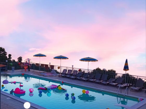 Le Terrazze sul Mare Bio foto piscina 8