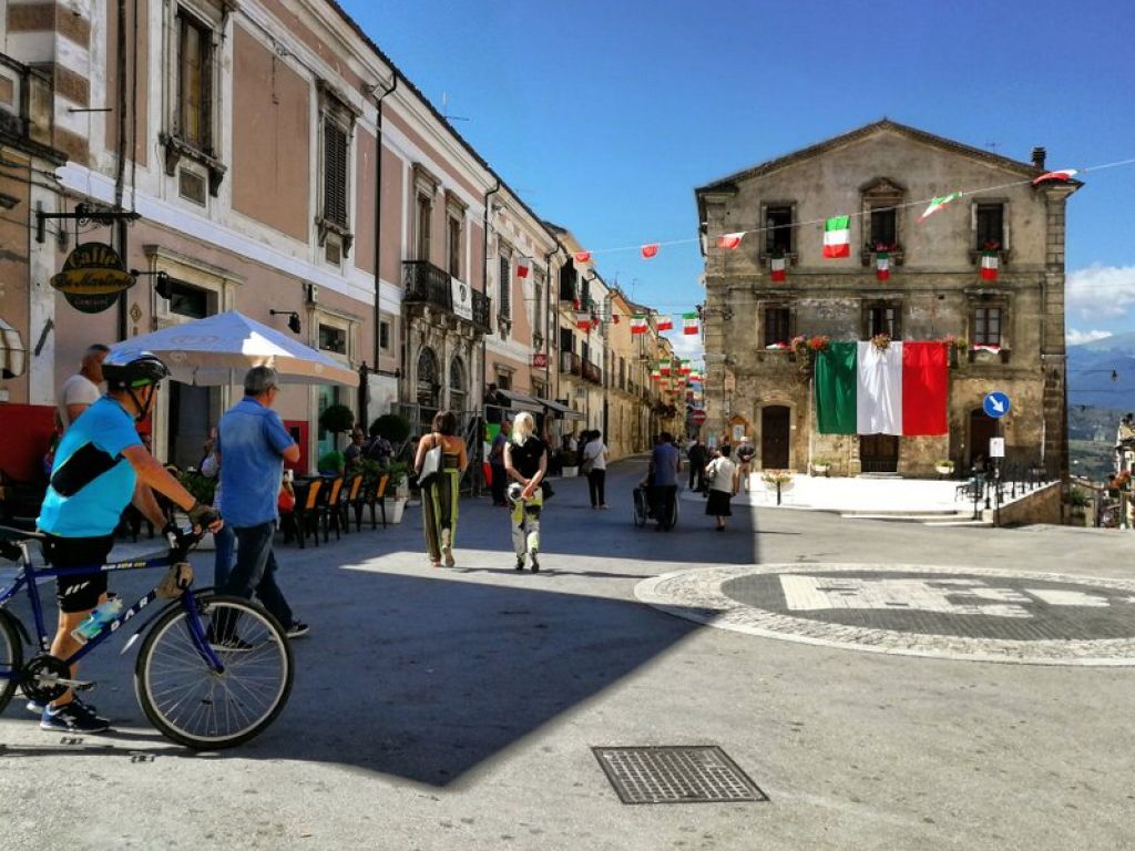 B&B In Centro a Pacentro foto esterno 21