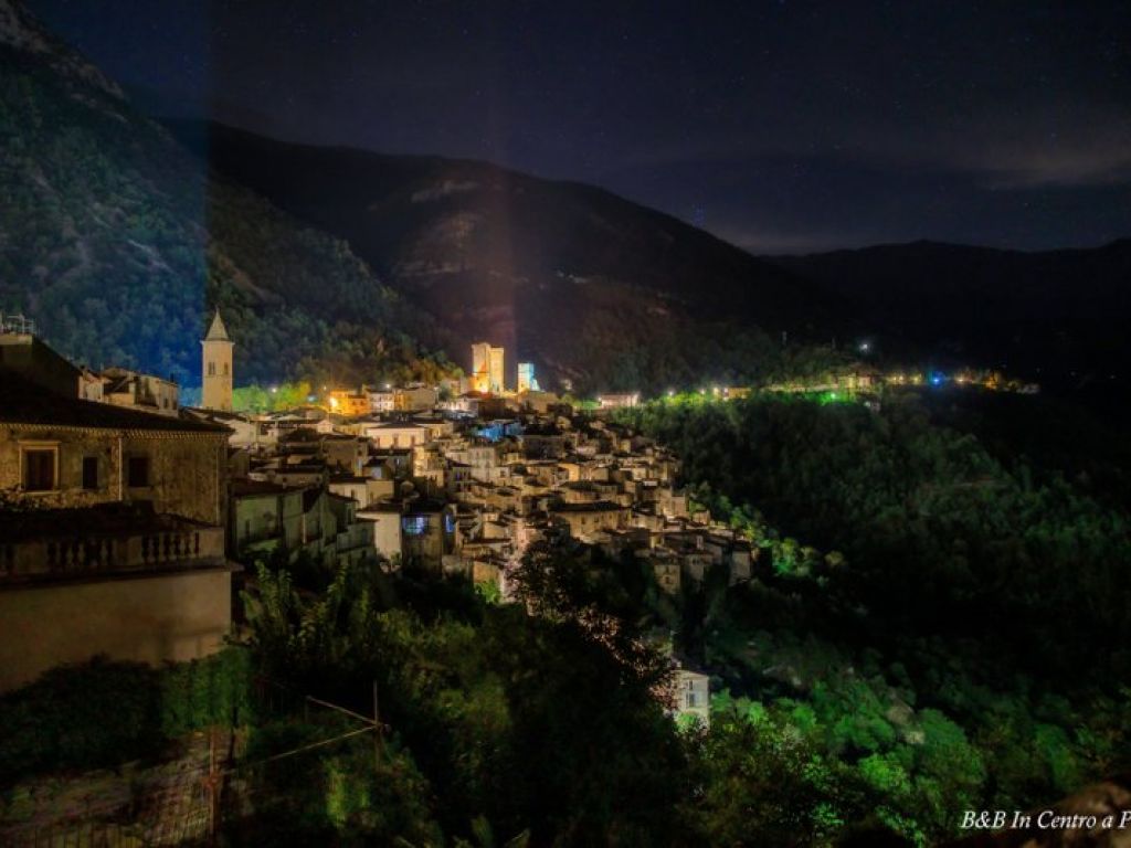 B&B In Centro a Pacentro foto panorama 10