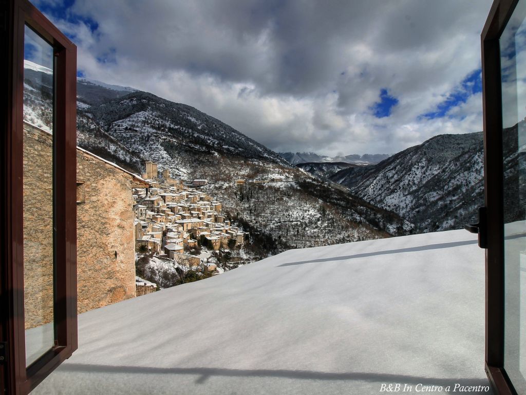 B&B In Centro a Pacentro foto panorama 18