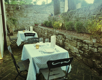 restaurant 2
