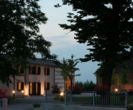 Agritourisme Corte Oliani - Villa Bartolomea