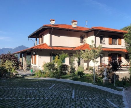 Agriturismo Nel Giardino Di Dafne - Stresa