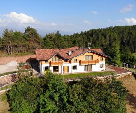 Farm-house Bio-Agritur La Casa Dei Trajeri - Fai Della Paganella