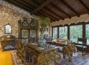 image2 Villa Dei Papiri