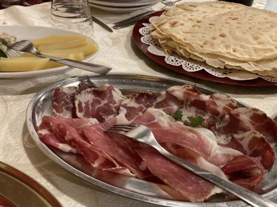 Foto del ristorante1 Usurtala