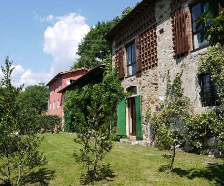 Appartement à Louer à La Campagne Corte Della Rusticuccia - Lucca