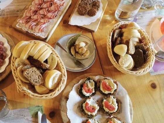 Foto del ristorante1 B&amp;B CASCINA CORNELLA