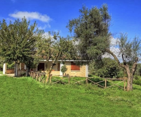 MASSERIA CAPORELLI B&B Azienda Agricola